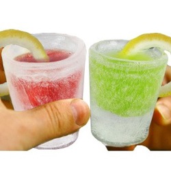 Icy Shot, shot glas Icy Shots, stop de shot glaasjes in de vriezer en je kunt heerlijk genieten van je koele drankje
