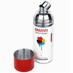 Origineller Cocktail Shaker mit eingebautem Filter.  