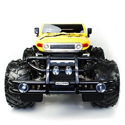 Der RC Monster Truck kann bis auf 15km/h beschleunigen.