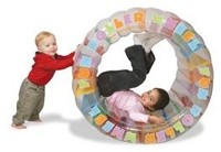 Der Fun Roller trainiert die Koordination, Geschicklichkeit und Kondition von Kindern.