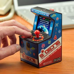 Spiele mit dem Arcadie alle Retro Games auf deinem iPhone oder iPod.