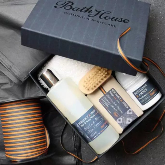 Cadeauset ‘Bergamot & Amber’ van Bath House