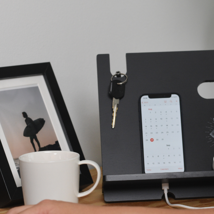 Geef je bureau een make-over met onze stijlvolle Houten Bureau Organizer!
