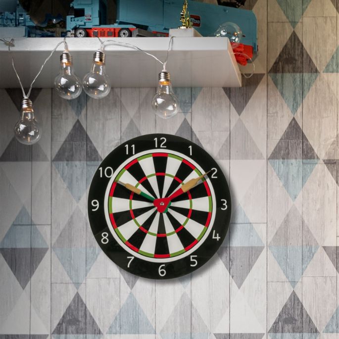 Dartbord clock on a wall in a kids room