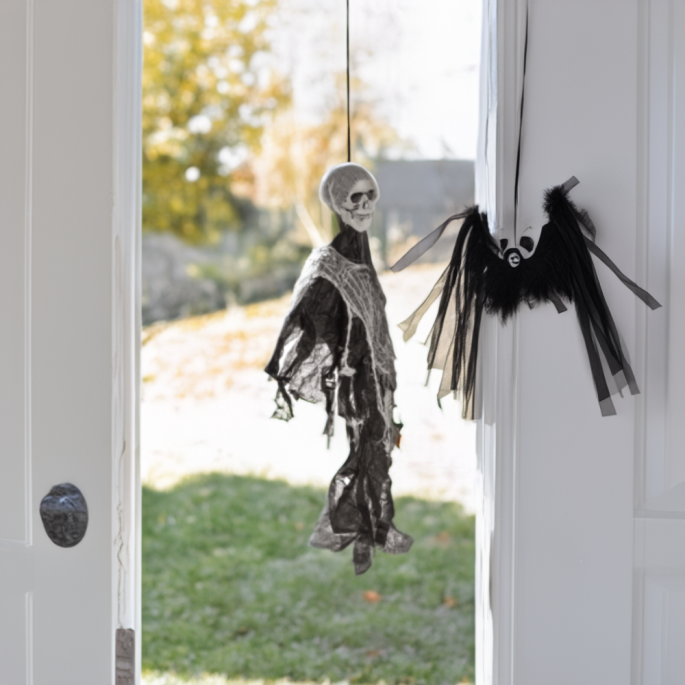 Halloween hanging skull decor
