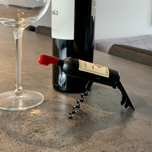 Kurkentrekker & Flesopener, Wijnfles - Twee Tools - Wijnflesopener - Corkscrew & Bottle opener, Wine Bottle