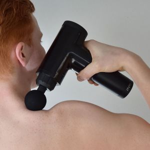 Massage Gun - Draadloos - Incl. 6 Opzetstukken - 2000 mAh - 6 Snelheden - Helpt Bij Spierherstel - Verbeterd Bloedsomloop - Spiermassage Apparaat