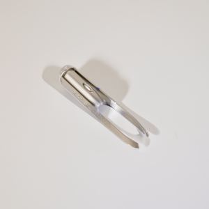 Pincet met led lampje - Inclusief batterijen - Zilver - Wenkbrauw pincet - Epileer pincet