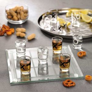 DRINKING TIC TAC TOE - 3 OP EEN RIJ - INCL. 9 SHOTGLAASJES - SHOTGLAS DRANKSPEL - DIVERSE MATEN