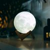 Maanlamp - 3D print - 3 Verschillende Kleurstanden - Nachtlamp - Moon Lamp