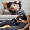 Massage Gun - Draadloos - Incl. 6 Opzetstukken - 2000 mAh - 6 Snelheden - Helpt Bij Spierherstel - Verbeterd Bloedsomloop - Spiermassage Apparaat