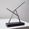 The Swinging Sticks - Elegante Decoratie - 35 x 8 x 38 cm - ABS & Aluminium - Kinetic Sculptuur - Bureau gadgets