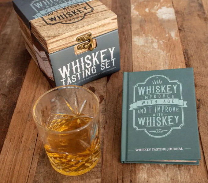 Whiskey proefpakket Leuk voor vaderdag 10,8 x 12,20 Whiskey cadeau Whisky set