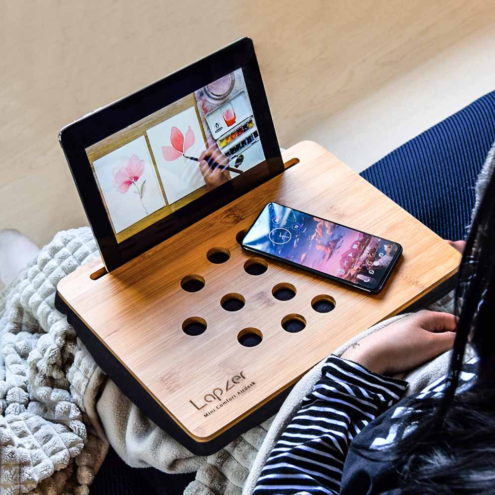 Laptop Stand Lapzer Mini - Bamboe - Ook Geschikt voor Tablet - Ventilatiegaten - 25 x 35cm - Lapzer 