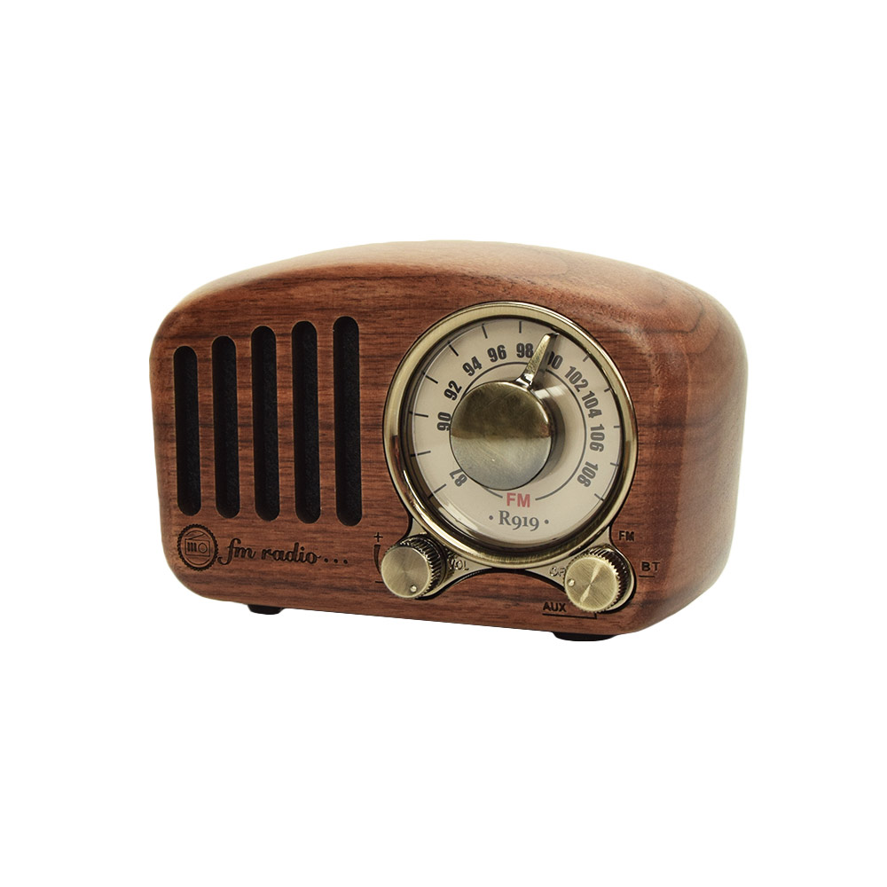 Retro Bluetooth Speaker – Radio | MegaGadgets Geniet overal van je favoriete muziek met de Retro Bluetooth Speaker – Radio!