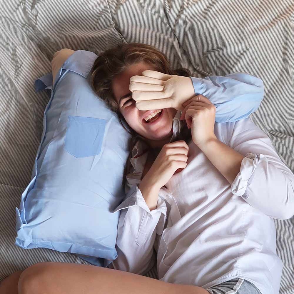 Boyfriend Pillow Origineel - Knuffelkussen - Verzwaarde Arm voor Realistisch Effect - Mannenarm Kuss