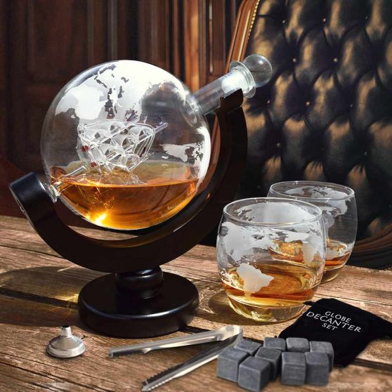 Whiskey Globe Decanter Deluxe | MegaGadgets
