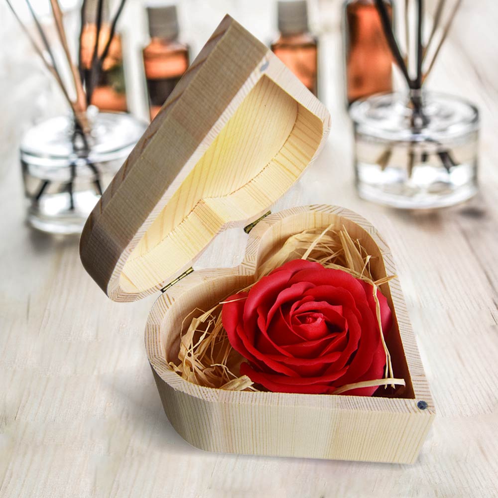 Zeep Roos - Incl. Handgemaakte Giftbox - Perfect Valentijnscadeau - Rozen Zeep
