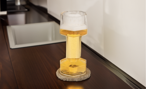 Hef je glas en gewichten met het Bierglas Dumbbell!