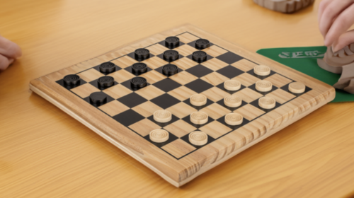 Tijdloos plezier met het Houten Damspel!